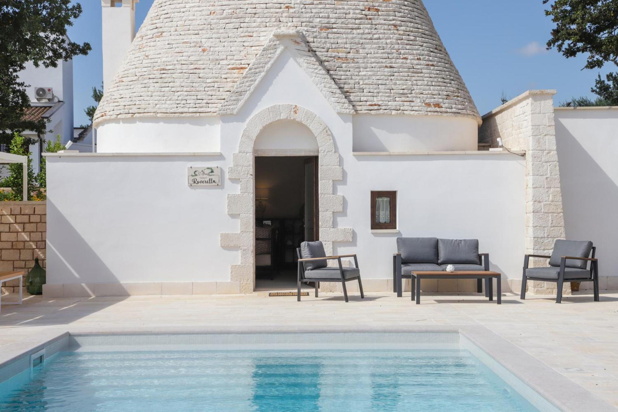 Td Trullo Roverella Charming Trullo With Pool Castellana Grotte Exteriör bild
